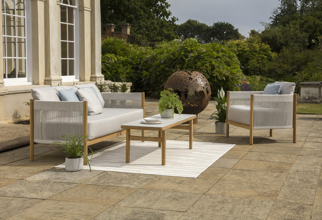 Cocoon Deep-Seated Settee