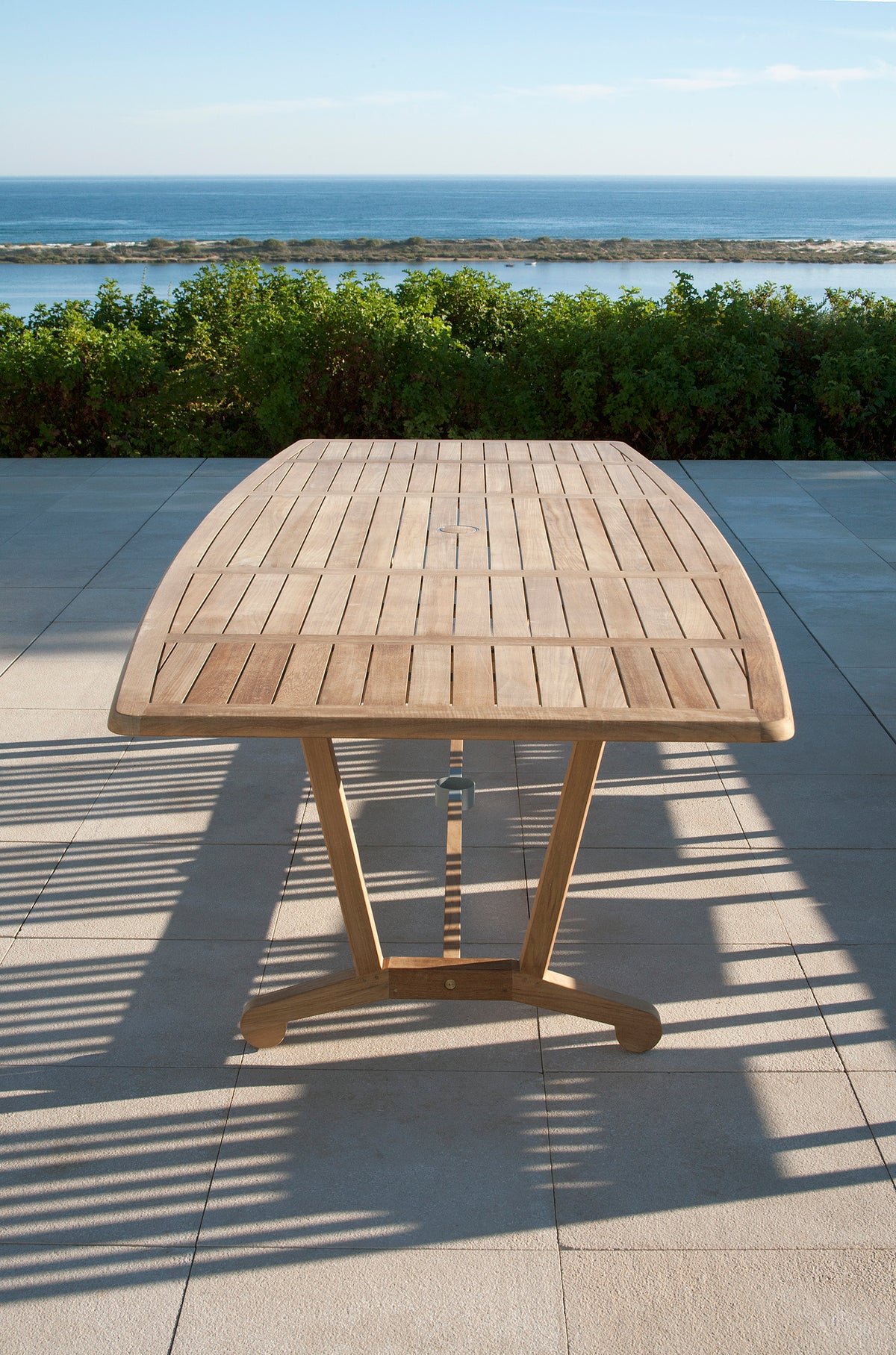 Barlow Tyrie - Chesapeake Table 280