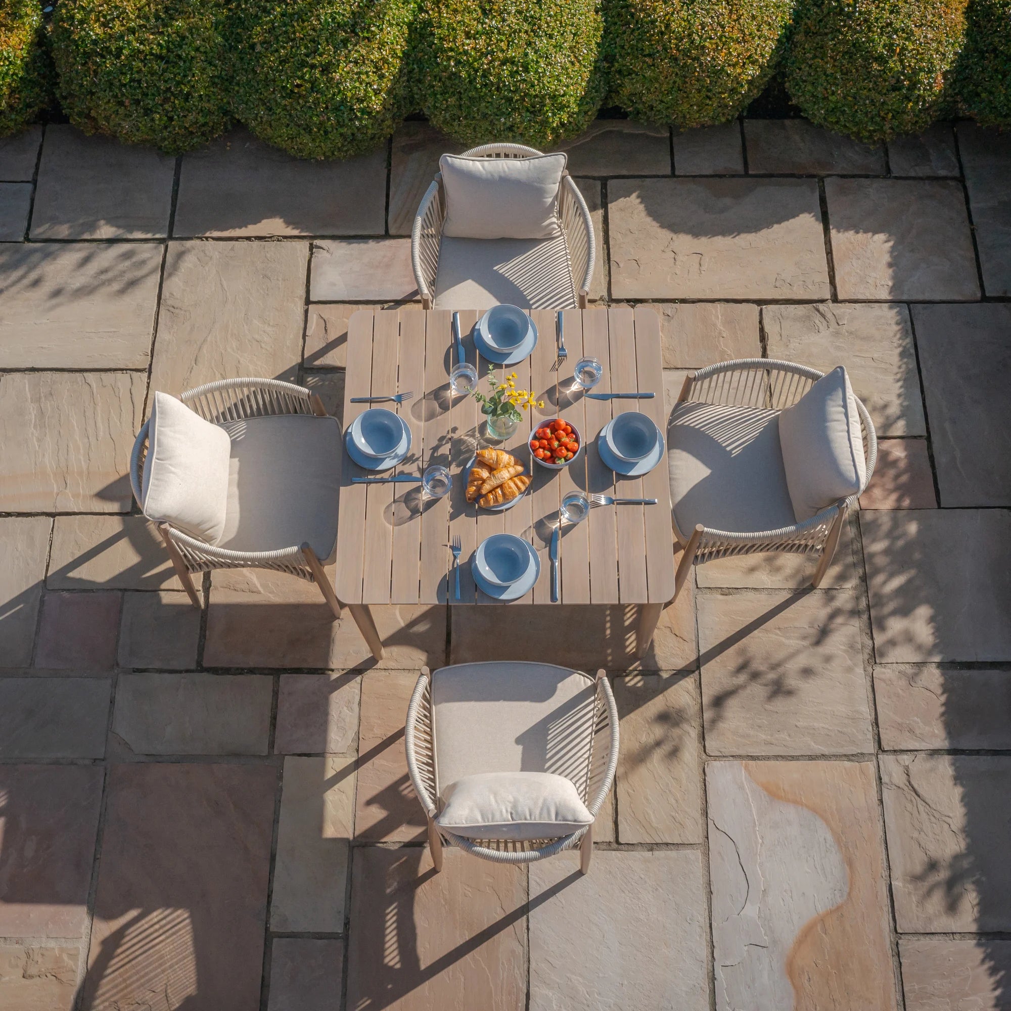 Maze - Havana Rope Weave 4 Seat Square Dining Set