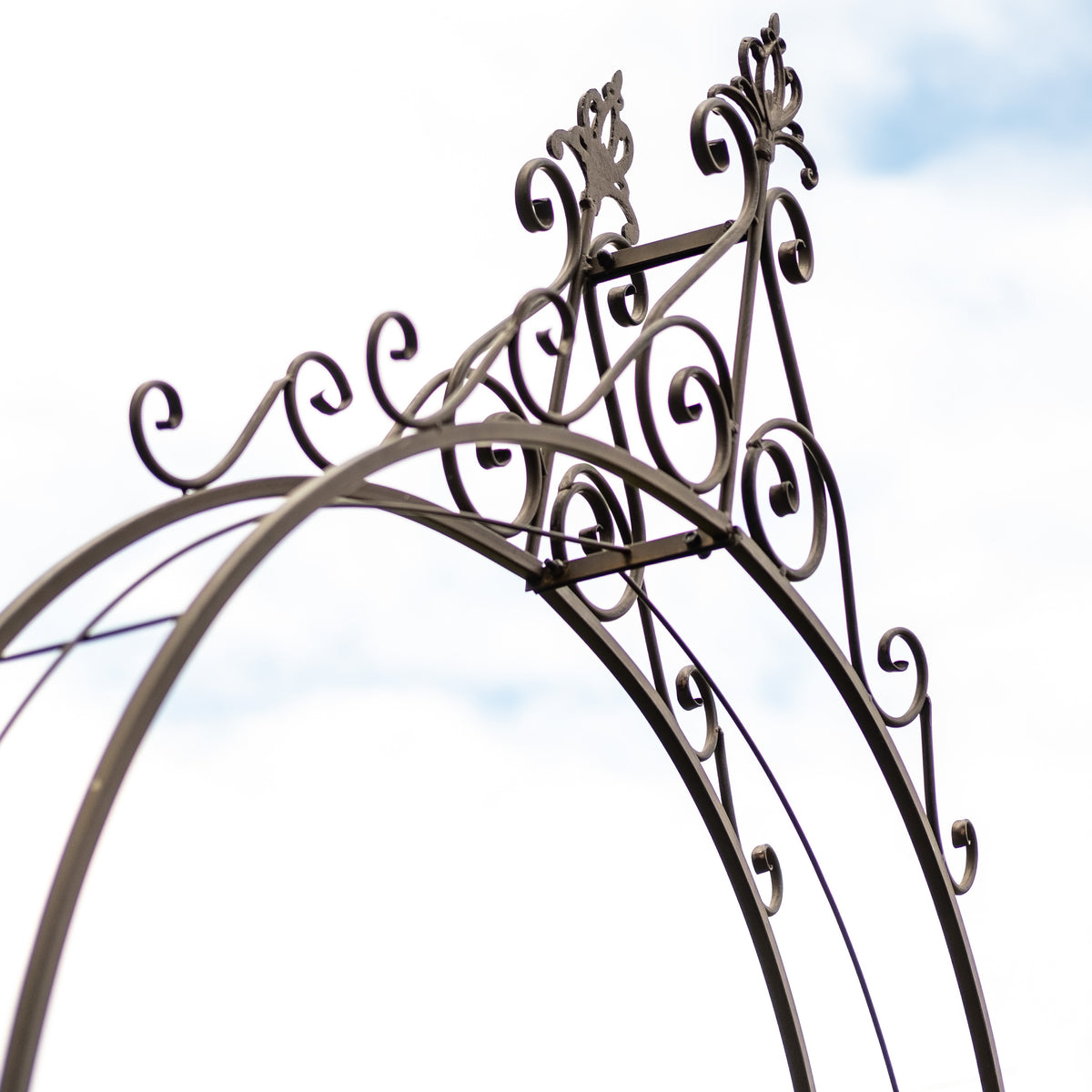 EGF Woodland Gates w/arch