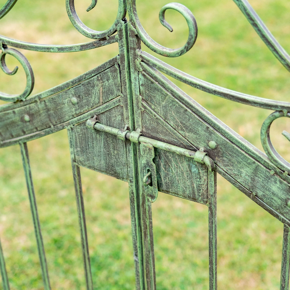 EGF Vintage Arch with Gates Wrought Iron