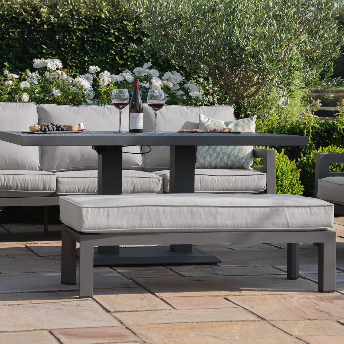 Maze - New York 3 Seat Sofa Aluminium Sofa Set with Rising Table - Dove Grey