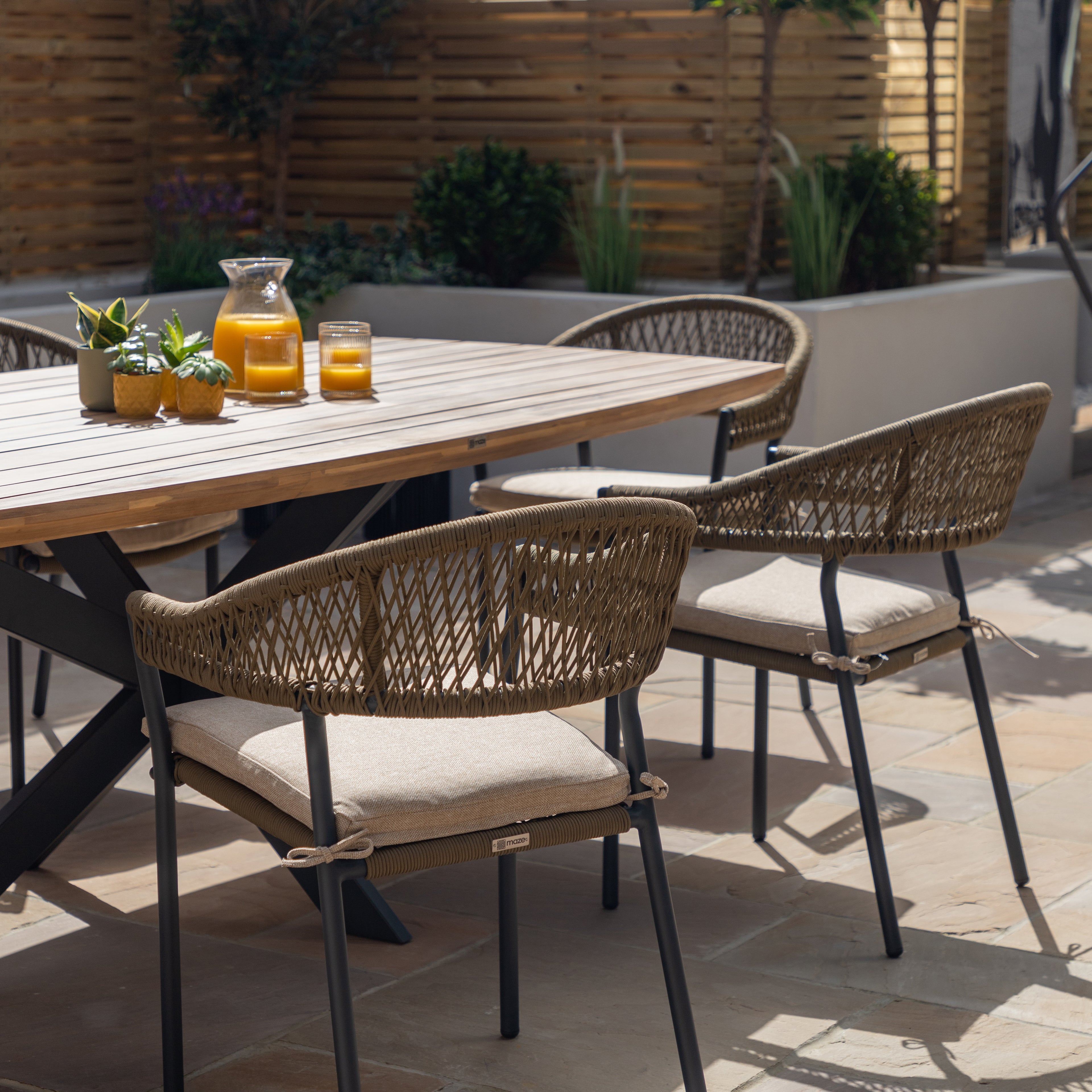 Maze - Bali Rope Weave 8 Seat Oval Dining Set